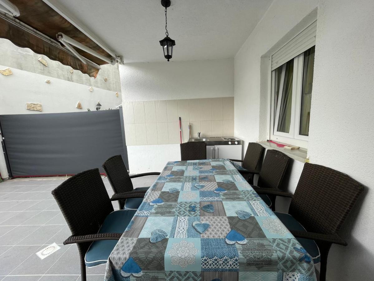 The Big Terrace Apartment Макарска Екстериор снимка